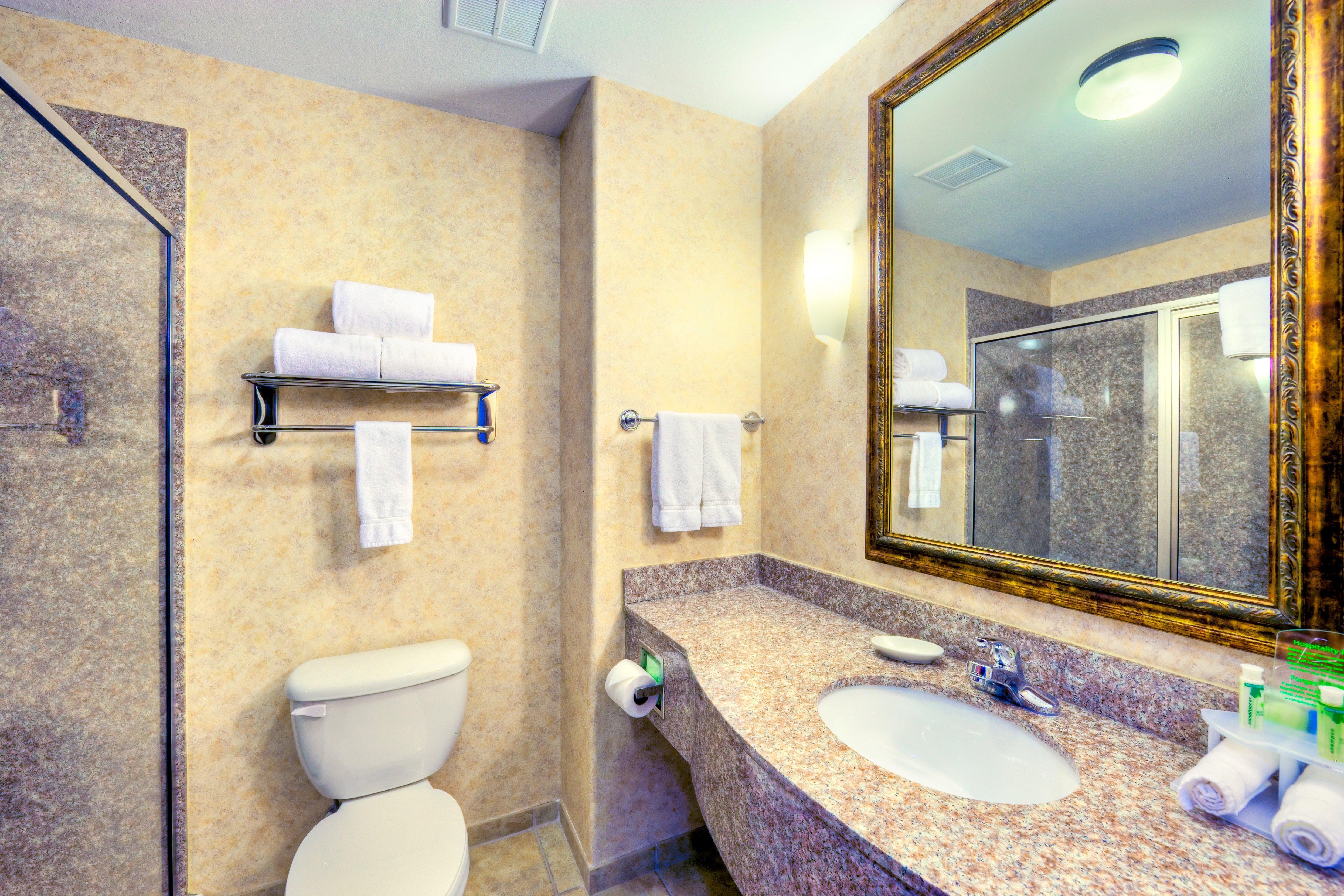Holiday Inn Express And Suites Granbury By Ihg Экстерьер фото