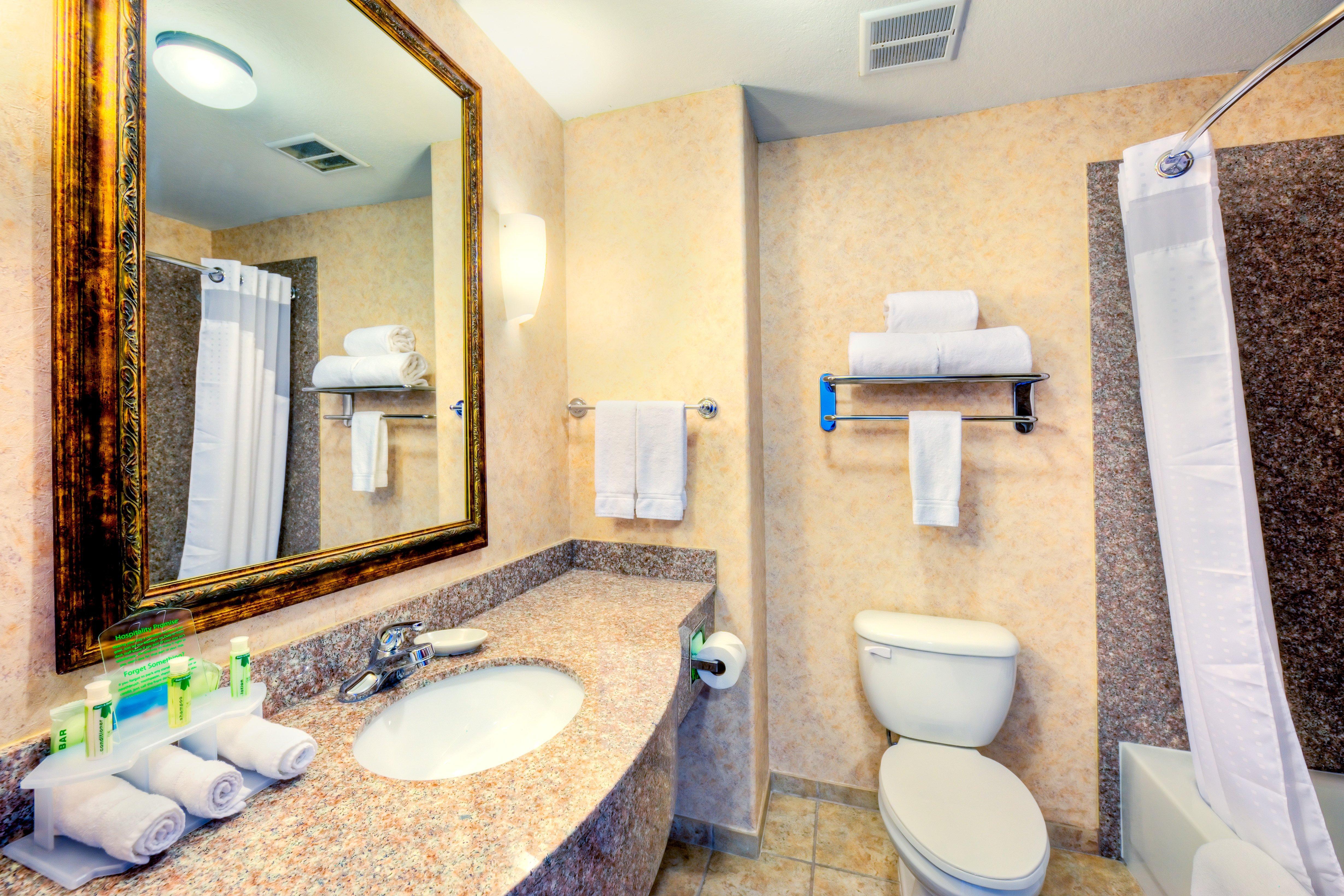 Holiday Inn Express And Suites Granbury By Ihg Экстерьер фото
