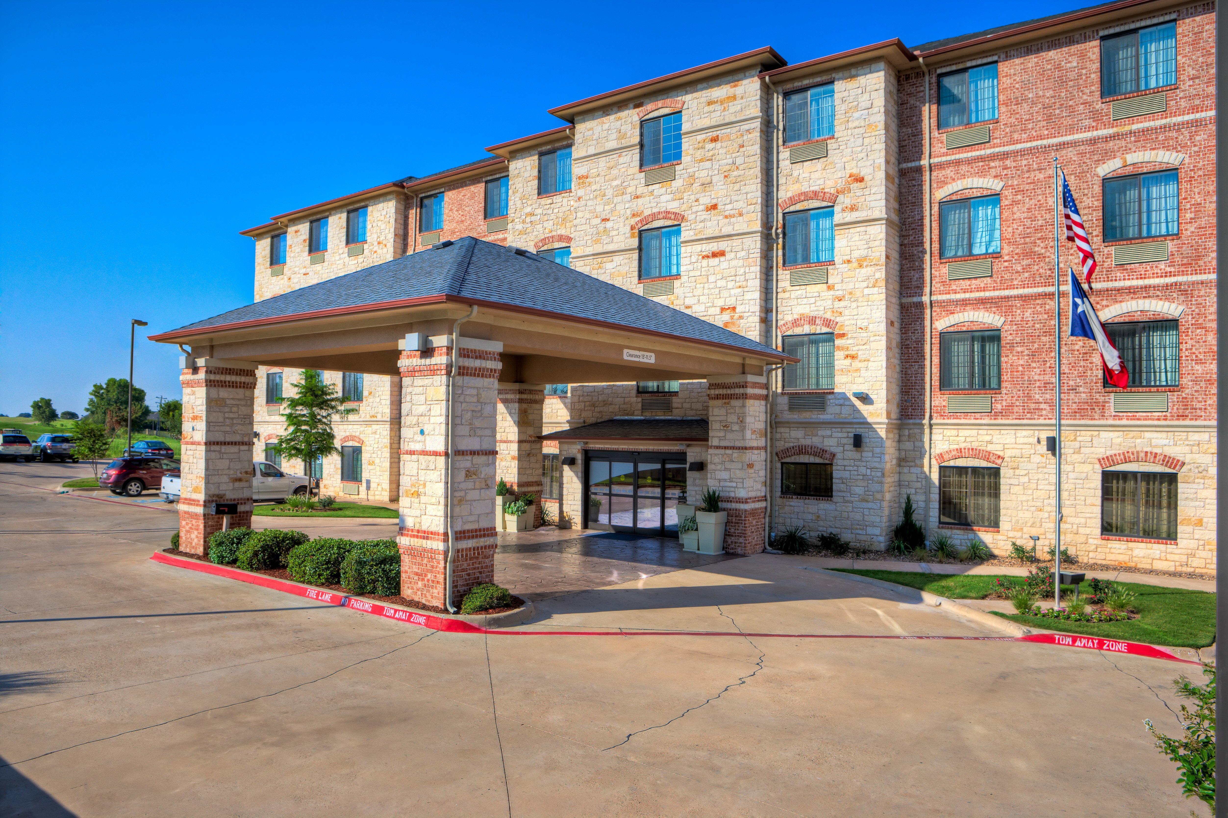 Holiday Inn Express And Suites Granbury By Ihg Экстерьер фото
